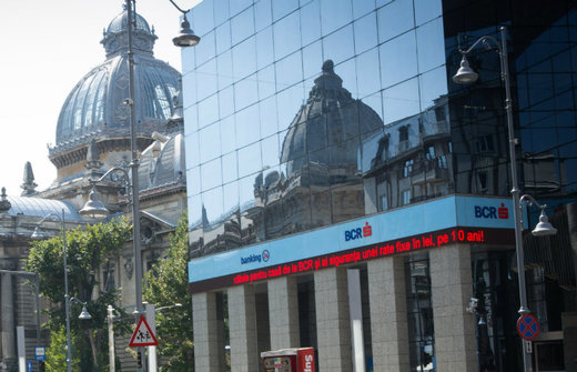 BCR încheie un acord cu Fiscul pentru a acorda credite mai rapid