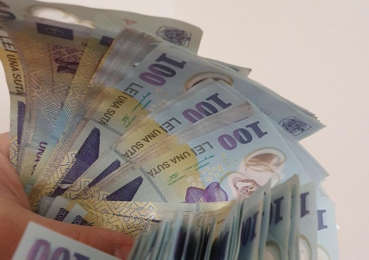 Activele nete ale fondurilor de investiții au scăzut