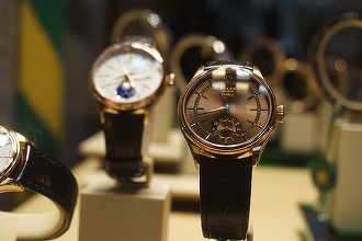 Bogații vor în continuare aur. Rolex a majorat prețurile ceasurilor de aur, pentru a satisface cererea