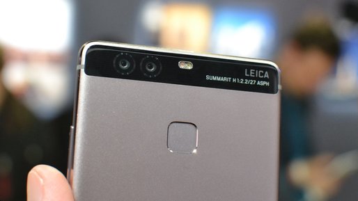 FOTO Huawei lansează smartphone-urile P9 și P9 Plus, dotate cu un sistem foto dual realizat în colaborare cu Leica