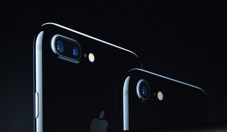 iPhone 7 își demolează concurența în testele de performanță
