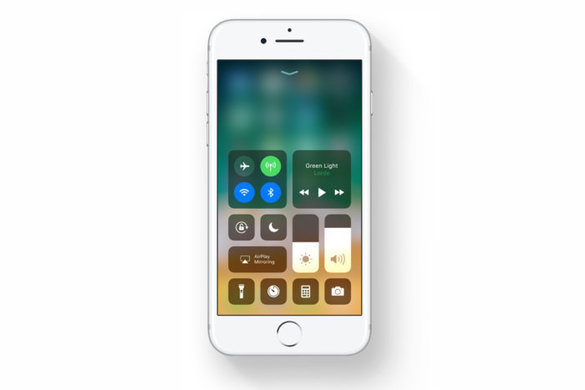 FOTO Apple a lansat iOS 11, cu suport pentru realitate augmentată, un magazin de aplicații redesenat și multe alte noutăți