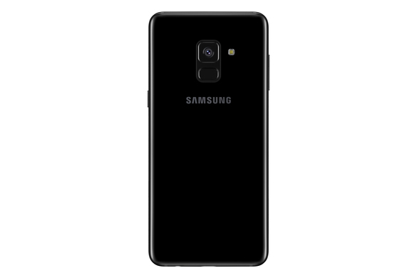 Smartphone-ul Samsung Galaxy A8 (2018) a intrat în oferta Vodafone și Telekom. Cât costă modelul