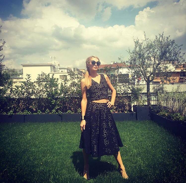 Paris Hilton își lansează propriul lanț de hoteluri de lux