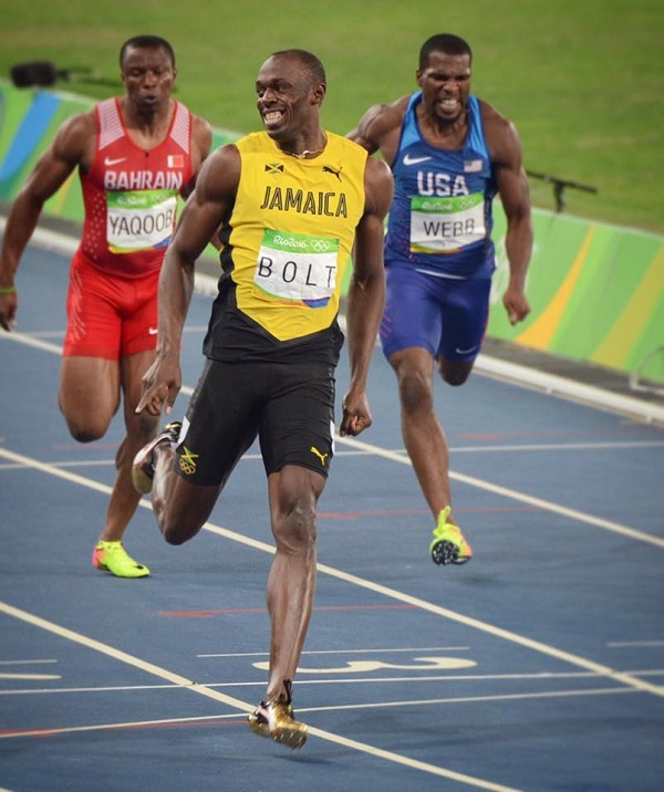 Unul dintre pantofii cu care Usain Bolt a alergat la Mondialul din Beijing, scos la licitație pentru 4.850 euro