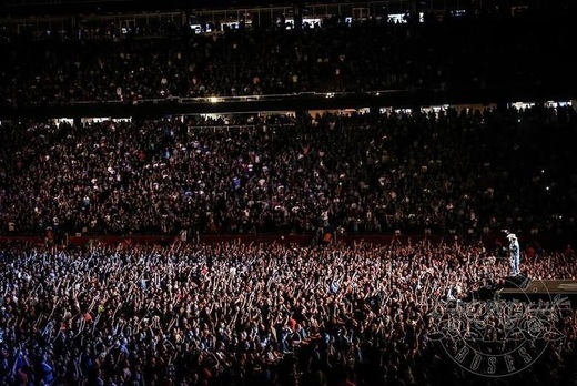 Guns N’ Roses și U2 conduc în clasamentul celor mai profitabile turnee din prima jumătate a anului 2017