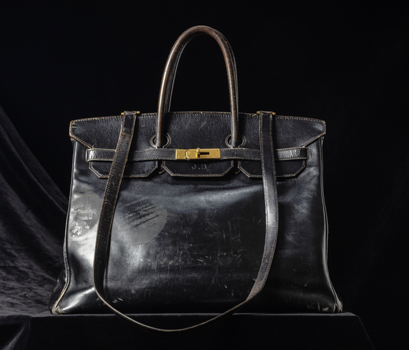 FOTO Prima geantă Birkin creată de casa de modă Hermes s-a vândut cu 8,6 milioane euro