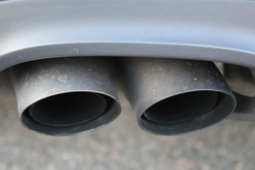 Miniștrii Mediului din UE evaluează stadiul negocierilor pentru consolidarea controlului emisiilor poluante la autovehicule