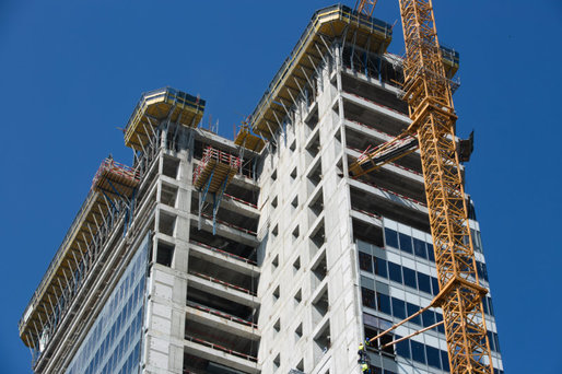 Lucrările de construcții, în creștere cu 9,4% în primele 11 luni din 2015
