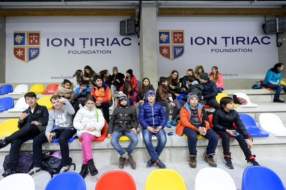 GALERIE FOTO Țiriac a inaugurat un patinoar de 3,6 milioane de euro în Otopeni