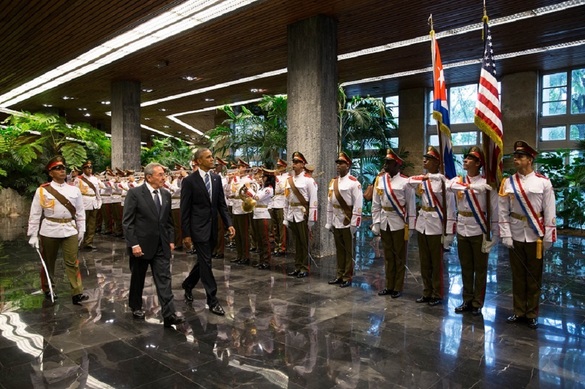 NOI FOTO inedite din Cuba: Obama a asistat la un meci de baseball