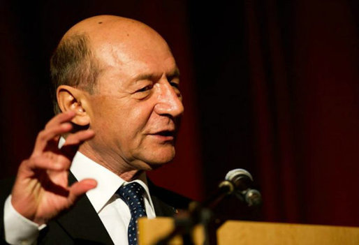 Traian Băsescu deschide lista candidaților PMP la alegerile pentru Parlamentul European