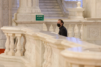 Cîțu - ies cu melodia "Don't Stop Me Now"!