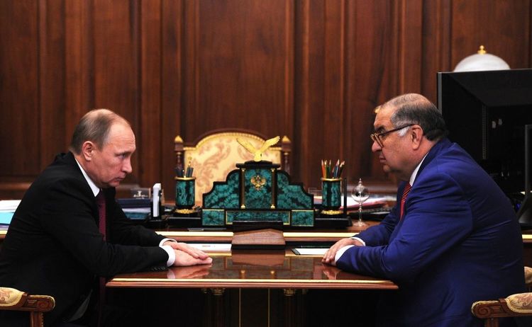 Alișer Usmanov, la o întrevedere cu Vladimir Putin în 2015. Sursă foto: http://en.kremlin.ru/ Alișer Usmanov, la o întrevedere cu Vladimir Putin în 2015. Sursă foto: http://en.kremlin.ru/