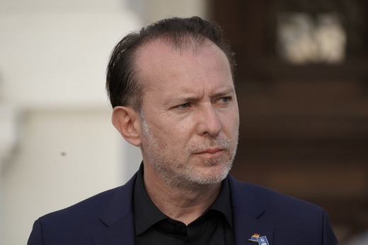 VIDEO&FOTO Senatul a votat ridicarea imunității senatorului PNL Florin Cîțu, fost premier, în dosarul achiziției de vaccinuri din pandemie