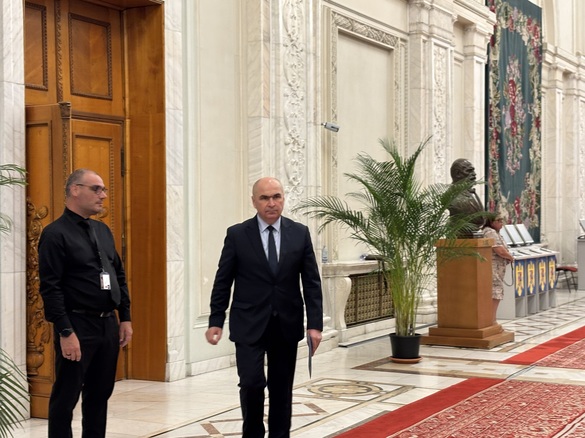 FOTO Bolojan și Grindeanu, declarații divergente în Parlament