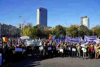 Silvicultorii protestează la Ministerul Mediului