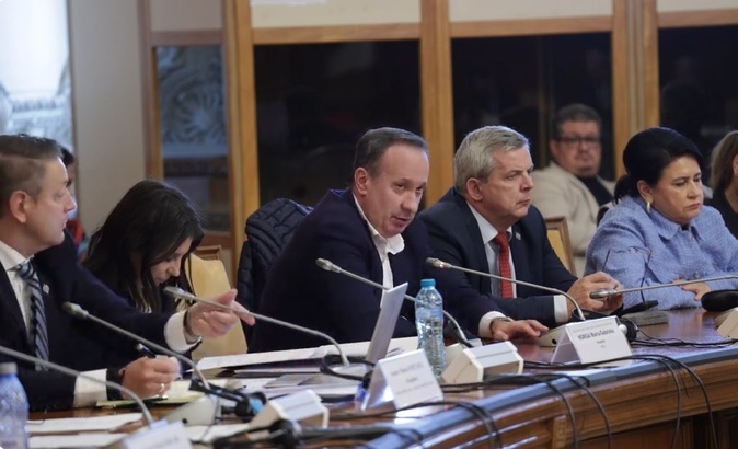 VIDEO&DOCUMENT - Reducerile de posturi și salarii la ASF, ANRE, ANCOM. Angajații refuză tăierile. Ce posturi rămân și cu ce salarii