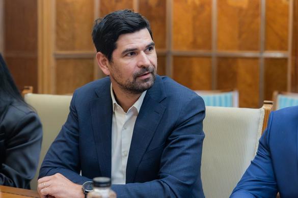 FOTO Ciucu și alți primari s-au dus la Guvern pentru banii pe care îi pot lua de la buget