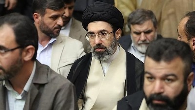 Iranul și-a anunțat noul lider suprem. Fiul ayatollahului Ali Khamenei va conduce țara în conflictul cu Trump