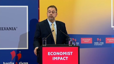 VIDEO Criza democrației liberale este cea mai importantă problemă. Daron Acemoglu: Există o rezolvare, dar doar dacă inteligența artificială nu automatizează totul - Conferința The Economist, cu Profit.ro partener