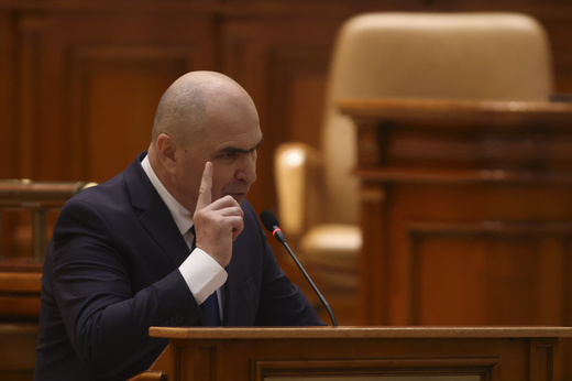 FOTO Bolojan, la moțiunea de cenzură: N-ați fost în Guvern?! Am generat supărarea baronilor locali. Exemplu - autoritățile locale din Craiova.A venit moțiunea când le-a crăpat măseaua. Aveți vreun plan?