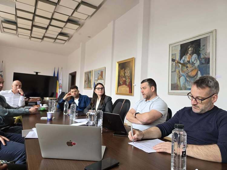 Ciucu vrea schimbări la terasele din București DOCUMENT