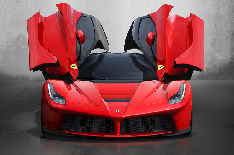 FOTO Ion Țiriac și-a primit modelul exclusivist LaFerrari, de peste 1 milion de euro. Este singurul român cu această mașină