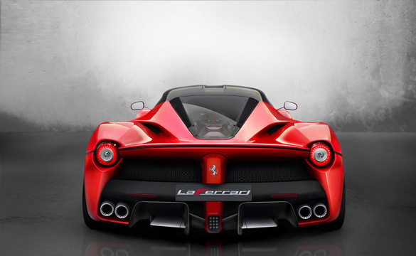 FOTO Ion Țiriac și-a primit modelul exclusivist LaFerrari, de peste 1 milion de euro. Este singurul român cu această mașină