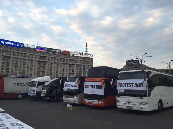 UPDATE FOTO Transportatorii au declanșat protestul, Guvernul își menține poziția: Este inadmisibil să ni se ceară nouă să stabilim valoarea de plafonare a tarifelor RCA