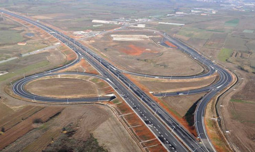 Studiile de fezabilitate pentru 3 loturi ale autostrăzii Sibiu-Pitești - în noiembrie, finalizarea lucrărilor - cu un an mai devreme