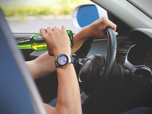 Victime colaterale, dar fericite ale abrogării ordonanței privind Codul Penal: Șoferii care consumă alcool după un accident nu mai intră în închisoare