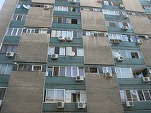 Aproape jumătate dintre români trăiesc în gospodării supraaglomerate, cel mai mare procent din UE