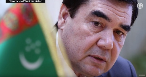 VIDEO Președintele Turkmenistanului a compus și interpretat la televiziune un cântec de Anul Nou, invitându-și concetățenii să "cânte melodia dragostei"