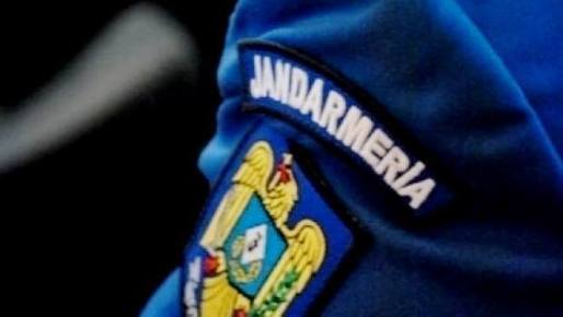 Autoritățile din Sinaia cer sprijinul jandarmilor și militarilor pentru asigurarea măsurilor de protecție pe pârtii. Consiliul Local pregătește o hotărâre care să dea forțelor de ordine dreptul de a aplica amenzi pe domeniul schiabil