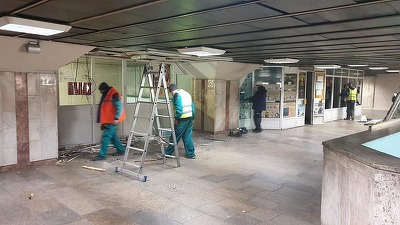 FOTO Construcțiile ilegale de la stația de metrou Gara de Nord - demolate