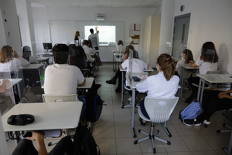 Nu există nicio garanție că vor fi reluate cursurile școlare cu prezență fizică după vacanța de două săptămâni, spune Arafat