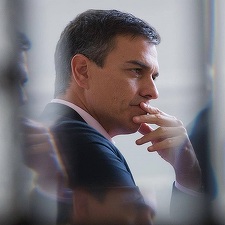 Premierul spaniol, soluția pentru economisirea energiei: Renunțați la cravată!