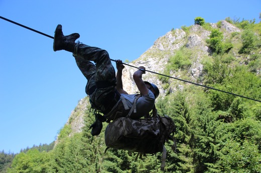 Ministerul Apărării demarează o campanie de recrutare a peste 4.000 de soldați profesioniști