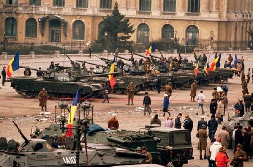 Curtea de Apel București dispune începerea judecății în ”Dosarul Revoluției”. Vizați - Ion Iliescu, Gelu Voican Voiculescu și Iosif Rus, acuzați de ”săvârșirea infracțiunilor contra umanității”