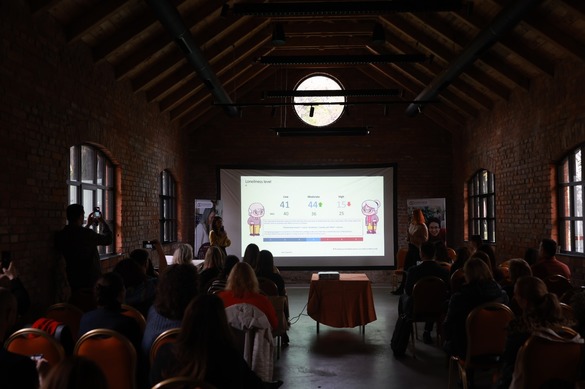 FOTO 3 din 5 seniori din orașele României se simt singuri. Izolarea afectează sute de mii de vârstnici STUDIU