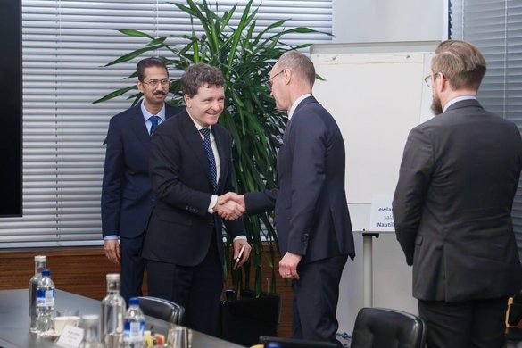 Nicușor Dan se inspiră din modelul de apărare finlandez FOTO