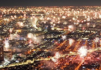 GRAFICE Bucureștiul, poluat masiv de artificiile de Revelion. Depășiri record ale indicilor de poluare