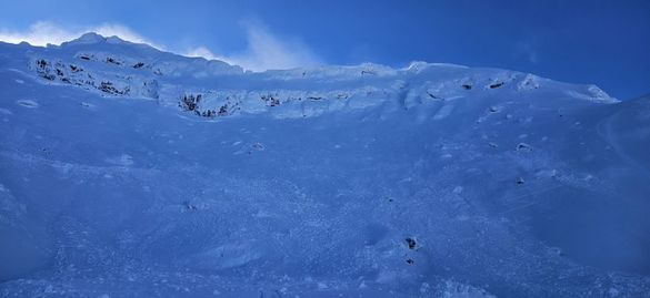 FOTO Una dintre cele mai mari avalanșe din ultimii 5 ani, la Bâlea Lac