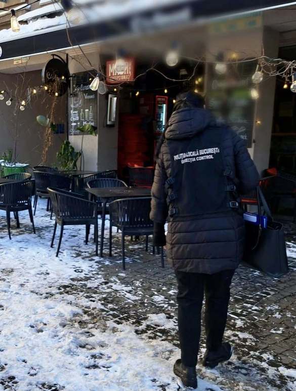 FOTO Amenzi date în București celor care nu au curățat trotuarele de gheață sau zăpadă