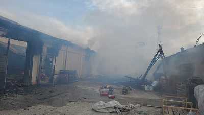 Incendiu la o fabrică de cherestea din Bacău