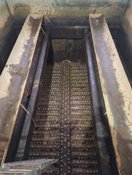 FOTO Criza apei din Curtea de Argeș - Continuă lucrările de reabilitare a Stației de Tratare: în această săptămână va începe montarea unor instalații și a stratului filtrant. Apa din rețea conținea o bacterie periculoasă