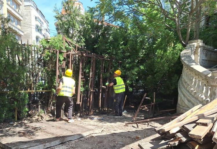 FOTO Ciucu atacă PNȚCD. Reclamă că a subînchiriat unei firme o parte din spațiul sediului, fără drept, cu datorii acumulate în timp
