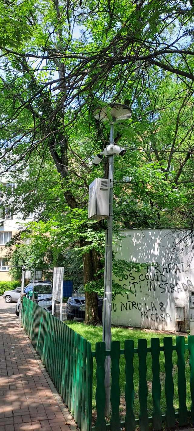FOTO LISTA Big Brother la un alt nivel în București. Poliția Locală din Sectorul 6 a instalat camere video și boxe în diverse locuri și emite mesaje în timp real la încălcarea regulilor
