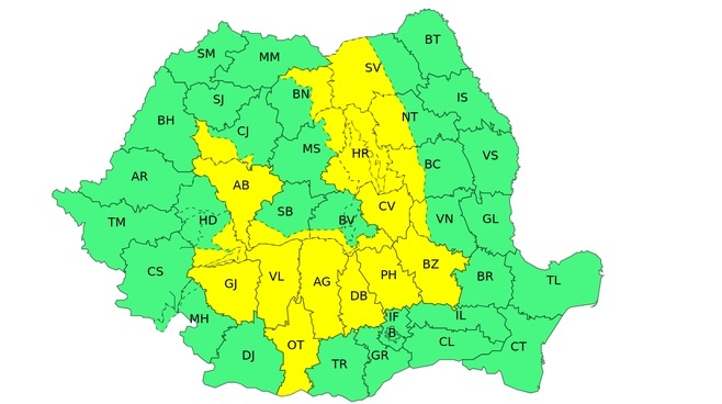 HARTĂ Alertă meteo: Vine un weekend de foc. Vreme caniculară, dar și instabilitate atmosferică accentuată